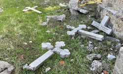 Lapta’daki Tarihi Rum Mezarlığı Bakımsız ve Harabe Hâlde