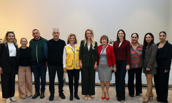 Nilden Bektaş Erhürman, Sos Çocuk Köyü Yeni Yıl Partisi'ne katıldı