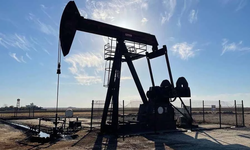 Petrol yükselişini korudu: Ukrayna'da ateşkes ihtimali piyasalara yansıdı