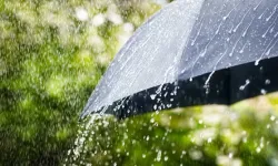 Meteoroloji Uyardı: Sağanak Yağış ve Sıcaklık Düşüşü Kapıda