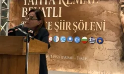 Şair Feyzan Korur KKTC’yi Üsküp’te temsil etti