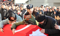 Yalova’da Operasyonda Şehit Düşen 3 Kahraman Polis İçin Tören Düzendi