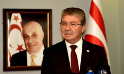 Başbakan Üstel, taburcu oldu