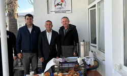 KKTC Milli İradeye Saygı Platformu'ndan 300 Vatandaşa Poğaça ve Çay İkramı