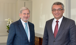 Cumhurbaşkanı Erhürman Johannes Hahn’ı kabul etti