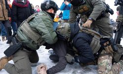 ABD'de, ICE polisine tepki olarak düzenlenen protestolarda en az 30 kişi gözaltına alındı