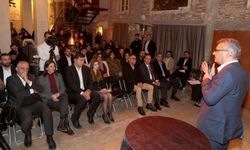 Cumhurbaşkanı Erhürman Gençlik Kongresi'nin lansmanına katıldı: "Gençler apolitiktir" ezberini bozuyorsunuz