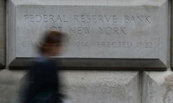 Küresel piyasalar yılın ilk işlem gününde pozitif seyrediyor