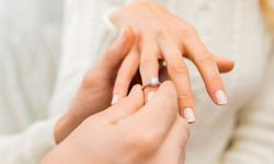 Türkiye Diyanet Vakfı evlenecek gençlere 500 bin lira geri ödemesiz çeyiz desteği sağlayacak