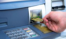 ATM'de unutulan karttan bin TL'lik benzin aldı: Tutuklandı
