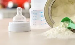 Formül mama alırken içeriğe dikkat: Uzmanlar uyarıyor