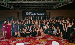 Kıbrıs Vakıflar Bankası, 43’üncü kuruluş yıl dönümünü gururla kutladı