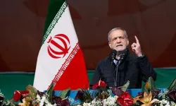 Pezeşkiyan: "Hiçbir güç İran’ı teslim alamaz"