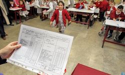 Eğitimde birinci dönem bitiyor: 57 bin 413 öğrenci yarın karne alarak yarıyıl tatiline çıkıyor