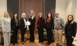 Nilden Bektaş Erhürman, Kadın Öyküleri Derneği (KÖDER) ile bir araya geldi