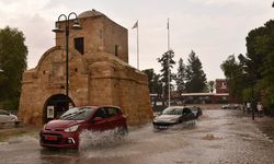 Yarın, salı ve çarşamba yağmur ile fırtına bekleniyor… Pazar ve pazartesi sıcaklık 25 dereceye kadar yükselecek