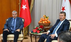 Cypfruvex Valanciya portakalın tonunu 19 bin TL’ye kadar satın alacak… Başbakan Üstel: “Bu bir rekordur”