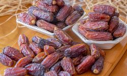 Ramazan sofralarının vazgeçilmezi: Hurmanın kilosu etle yarışıyor