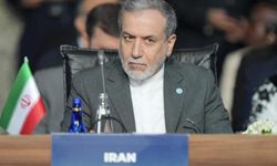 Arakçi: Cenevre'de adil bir çözüm üzerinde anlaşma imkanı bulunduğuna inanıyorum