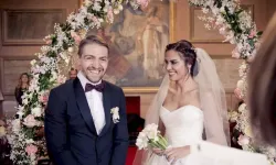 Caner Erkin, eşi Şükran Ovalı ile ilk karşılaşmasını anlattı