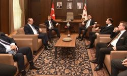 Başbakan Üstel, Özerdağ ve Yüksek Adliye Kurulu ile toplantı yaptı: Mayıs'ta referandum hedefi