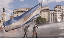 Arjantin'de çalışma reformu karşıtı protestolarda 12 güvenlik görevlisi yaralandı, 71 kişi gözaltına alındı