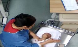 5 günlük bebeğe şiddet uygulayan ve engelli kalmasına neden olan hemşire kendini savundu: Benim de çocuğum var