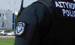 Limasol’da 26 yaşındaki bir şahıs av tüfeğini temizlerken eşini yaraladı