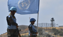 UNIFIL: "İsrail uçaklarından Lübnan'ın güneyine içeriği bilinmeyen kimyasal maddeler atıldı"