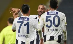 Emre Belözoğlu muradına erdi! 5 gollü Haliç derbisinde kazanan Kasımpaşa