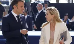 Meloni'nin sözleri Macron'u küplere bindirdi: İşine bak