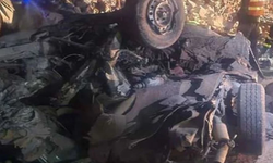 Pakistan’da yolcu otobüsü ile tır çarpıştı: 11 ölü, 10 yaralı