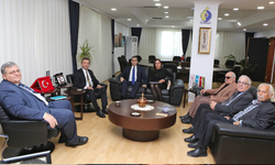 Dışişleri Bakanı Ertuğruloğlu Vakıflar heyetini kabul etti