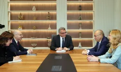 Erhürman, Romanya’nın Kıbrıs Büyükelçisi Mihalache’yi kabul etti