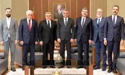 Erhürman, AK Parti Genel Başkan Yardımcısı Hüseyin Yayman ve heyetini kabul etti