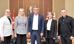 Erhürman, Kıbrıs Polifonik Korolar Derneği yetkililerini kabul etti