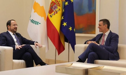 Nikos Hristodulidis, İspanya Başbakanı Pedro Sanchez'e teşekkür etti