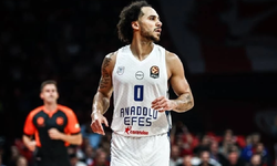 Anadolu Efes'te Shane Larkin, parkeden 4-6 hafta daha uzak kalacak