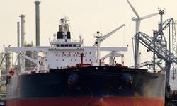 Uraloğlu: “Karadeniz'de petrol tankerinin İDA ile vurulduğunu düşünüyoruz”