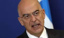 Dendias: Kıbrıs’ta askerlerimiz gerektiği sürece kalacak