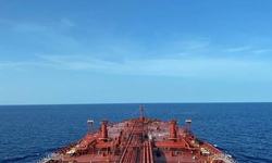 Britanya, Hürmüz Boğazı'nda seyrüsefer güvenliğini sağlamanın yollarını araştırıyor