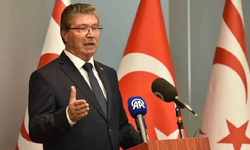 Ünal Üstel: Güney’deki üsler savaşın parçası olmamalı, Rum kamuoyuna sağduyu çağrısı yapıyorum