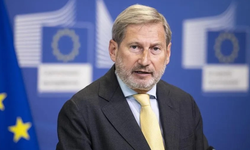 AB'nin Kıbrıs Özel Temsilcisi Johannes Hahn görevinden istifa etti