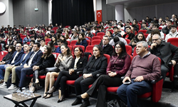 DAÜ’DE YAPAY ZEKÂ VE GELECEK TARTIŞILDI