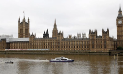 Londra, İran büyükelçisini çağırdı