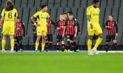 Fenerbahçe Süper Lig’de ilk yenilgisini aldı