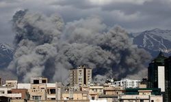 İsrail, İran'a yeni bir saldırı düzenledi! Tahran'da bir çok noktada patlama