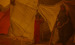 Gazze’de kum fırtınası: Çadırlarda yaşam daha da zorlaştı