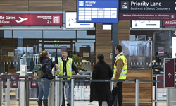 Berlin Brandenburg Havalimanı’nda Grev 445 Uçuş İptal Edildi