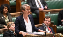 İngiltere 100 Bin Vatandaşını Orta Doğu’dan Tahliye Etti